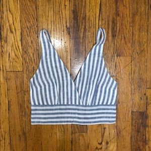 SOLD: NWOT Abercrombie & Fitch linen crop top